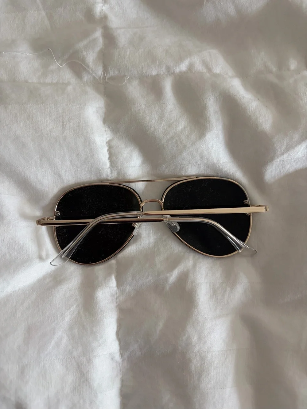 Aviator Sunglasses - Black/Gold